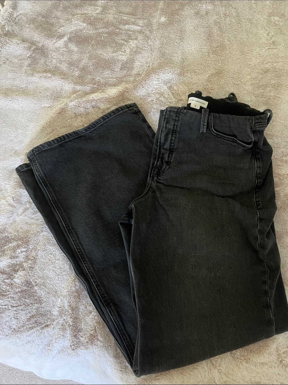 Good American black wide leg jeans. Like new!